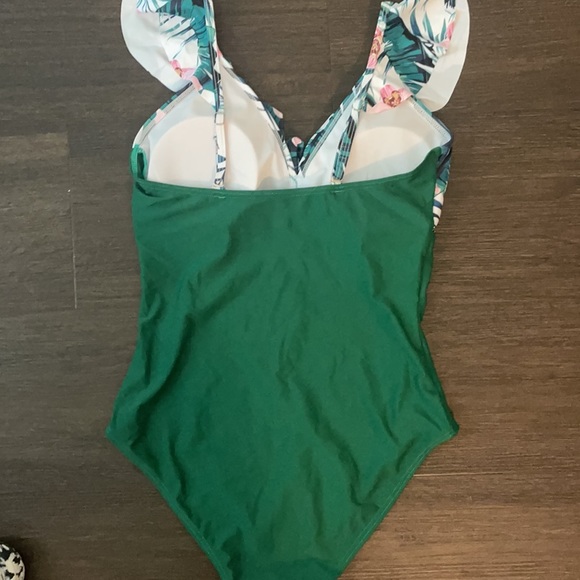 Bathing - Picture 2 of 3